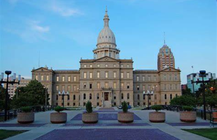  Michigan State Capitol Building