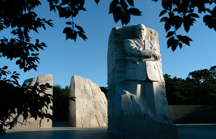  MLK statue in Washington DC
