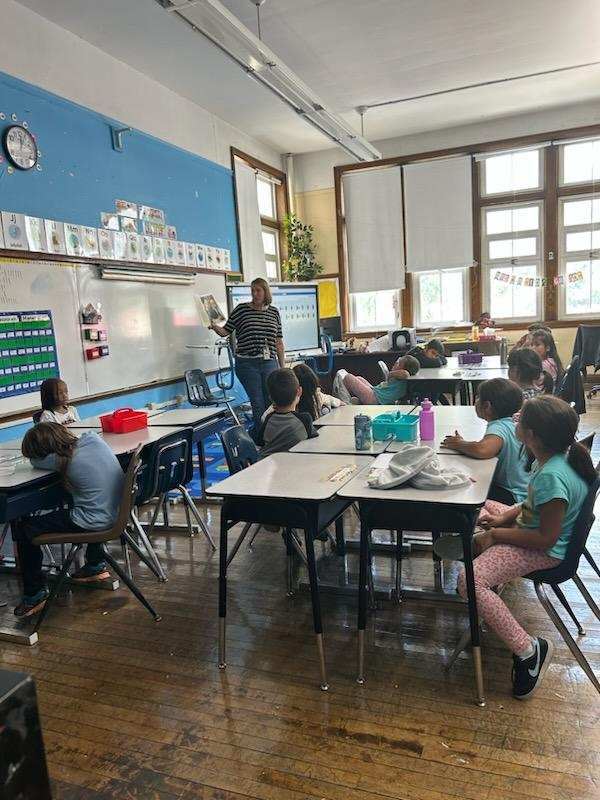  Mrs. Engel teaching 2nd graders. 