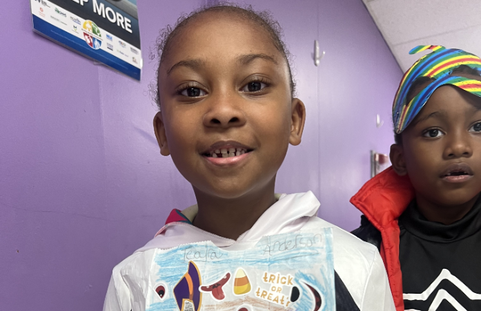  Girl holding candy bag