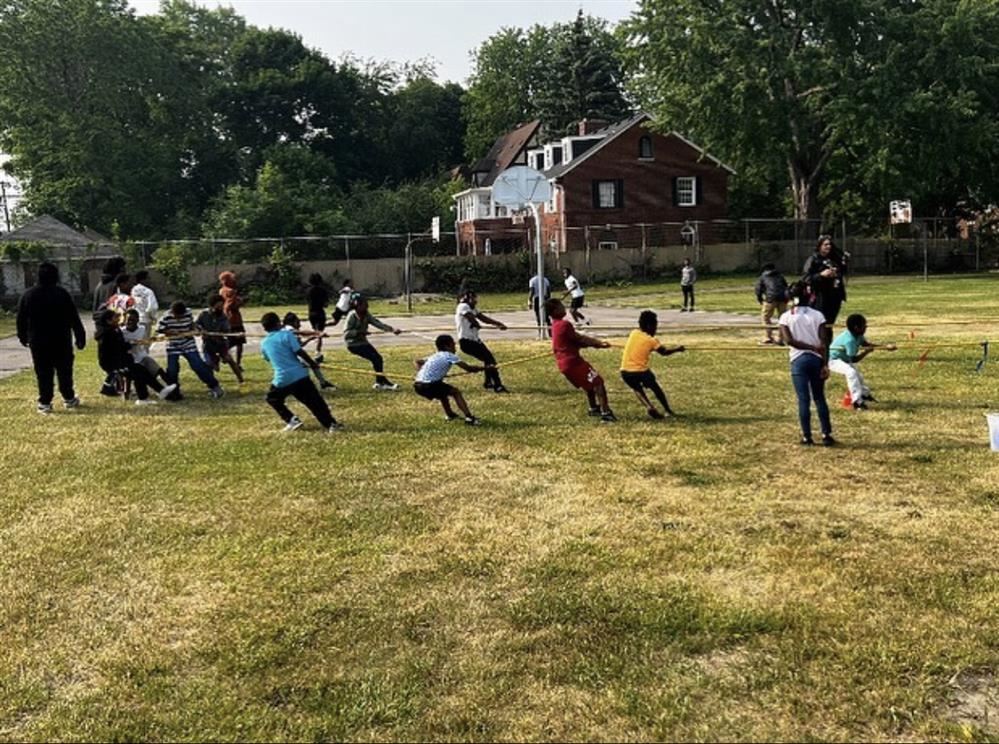  Students playing tug-a-war