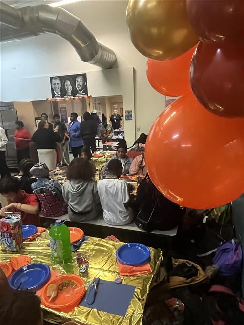 Scholars in line for food