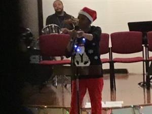 Murria singing Let It Snow 