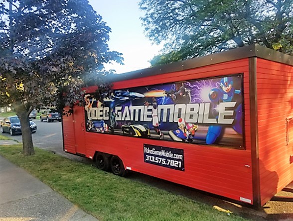  Image of the gaming mobile