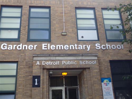 Picture of Gardner Elementary School Up close 