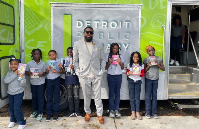  Bookmobile