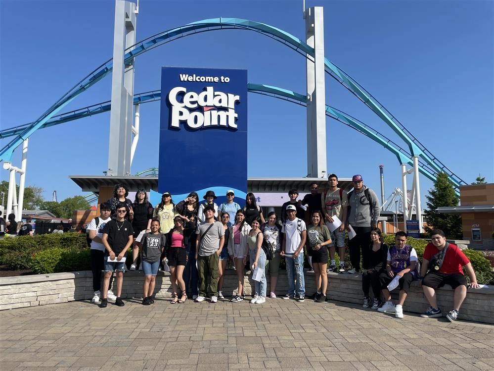  Students posing in front of Cedar Point