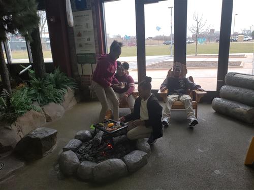 play camping  