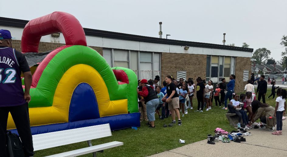  inflated colorful bouncy obstacle course 