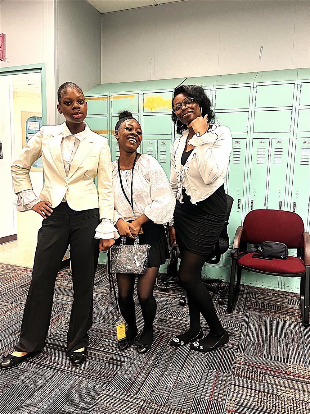  Young ladies posing and smiling 