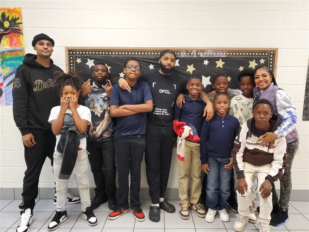  Dean Fairley family and students