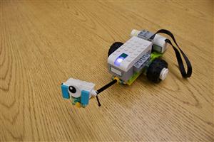milo robot lego
