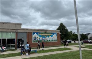  Mural of school aged students