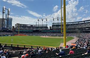  Picture of a baseball stadium 