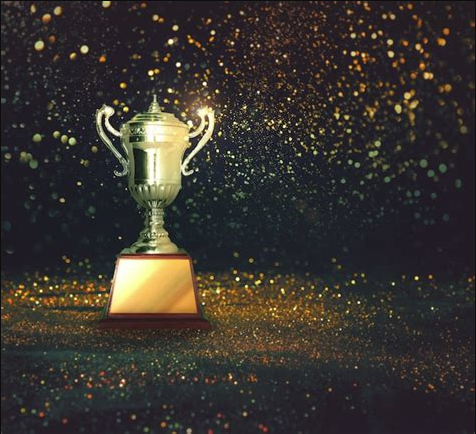  trophy with glitter