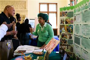 Scholars presenting their senior internships