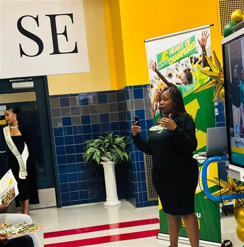 Kentucky State Visits Denby High School