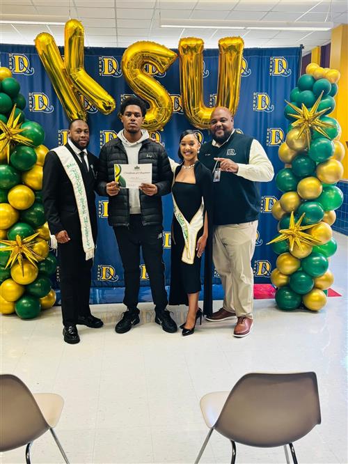 Kentucky State Visits Denby High School