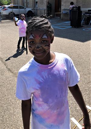 Do you like my face paint? 