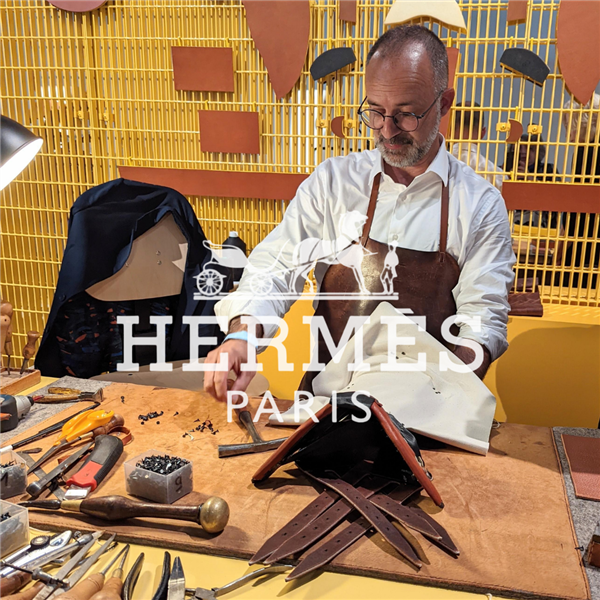 Master crafter at work!
