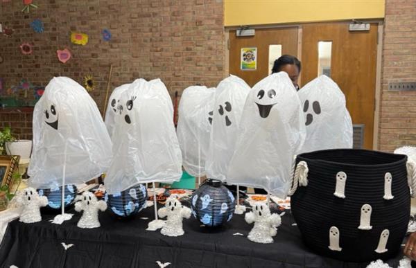 Table decorated with ghosts