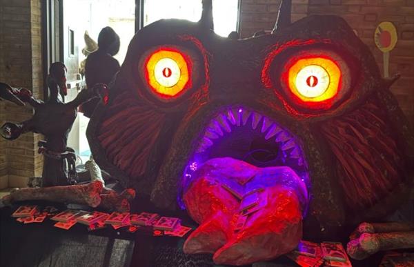 monster table decoration